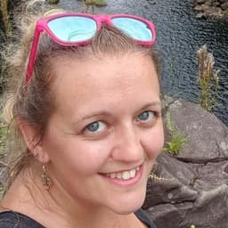 Tabitha, blogger at Travel Compositions